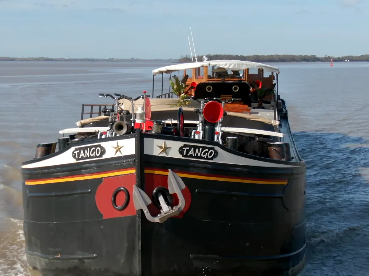 Croisière privée en péniche à Bordeaux